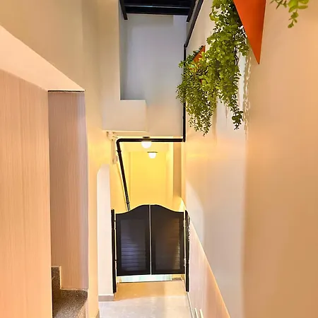 Apartment Stylish With Seaview 10 *